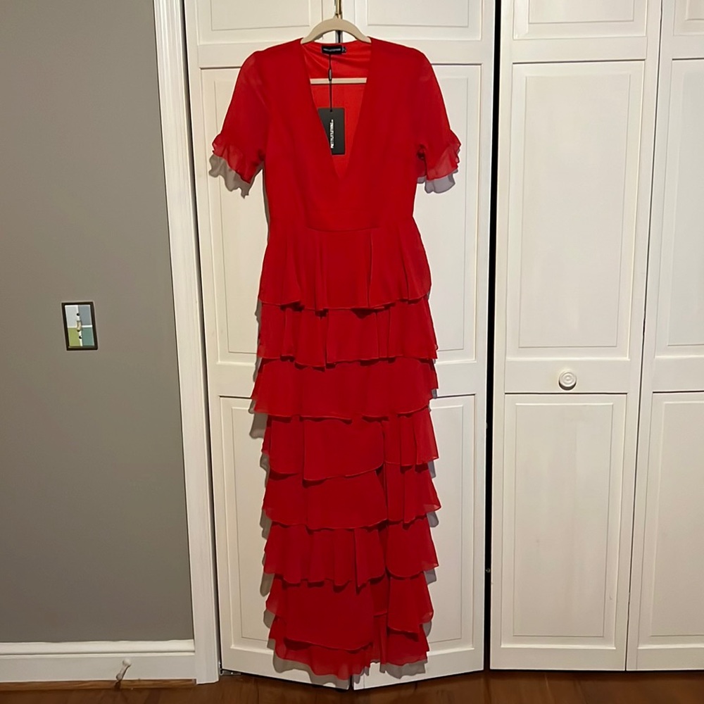 Pretty Little Thing size 6